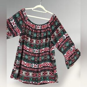 Emma Rose Multicolor LightweightTop 3/4” Sleeves Size Medium